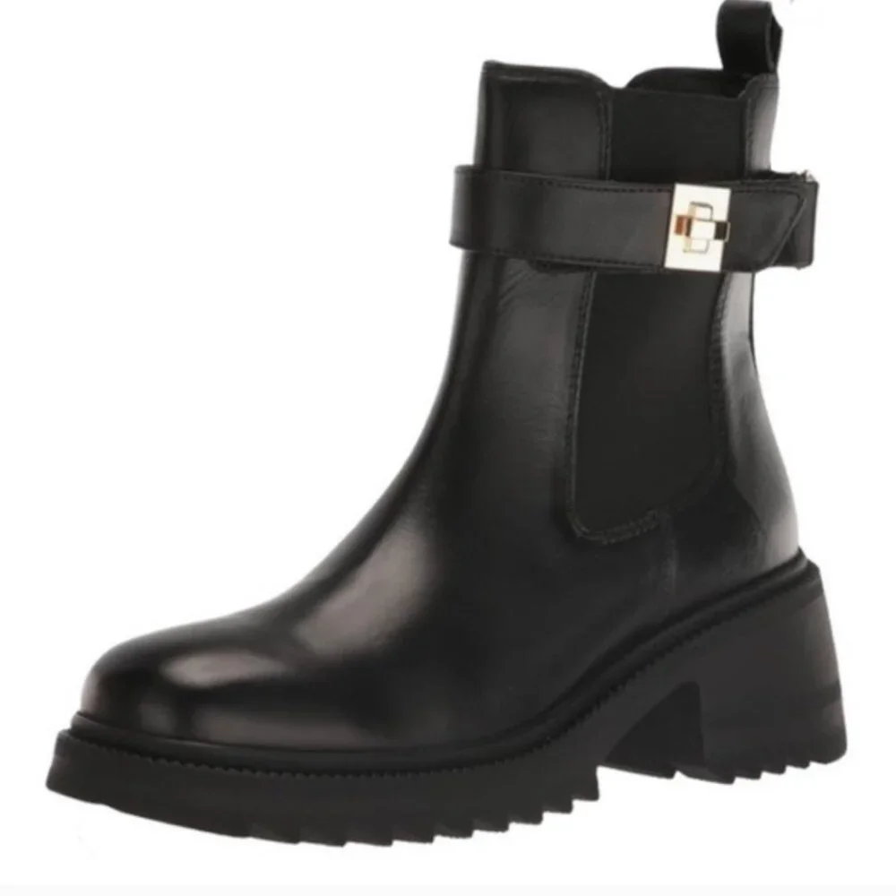 STEVE MADDEN BLACK LEATHER GATES WOMEN'S BOOT SZ 10 NWOT NWOB - Picture 1 of 11